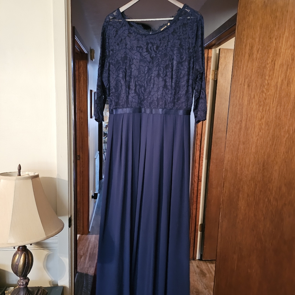Elegant Navy Blue Lace Dress